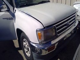 1993 TOYOTA T100 WHITE SR5 STD CAB 3.4L, 2WD.  Z24862